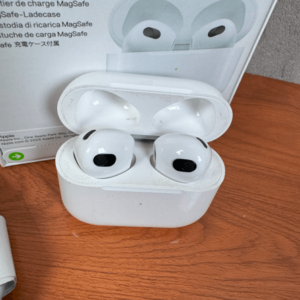 AirPods de 3ra Generación Alternativos - Imagen 2